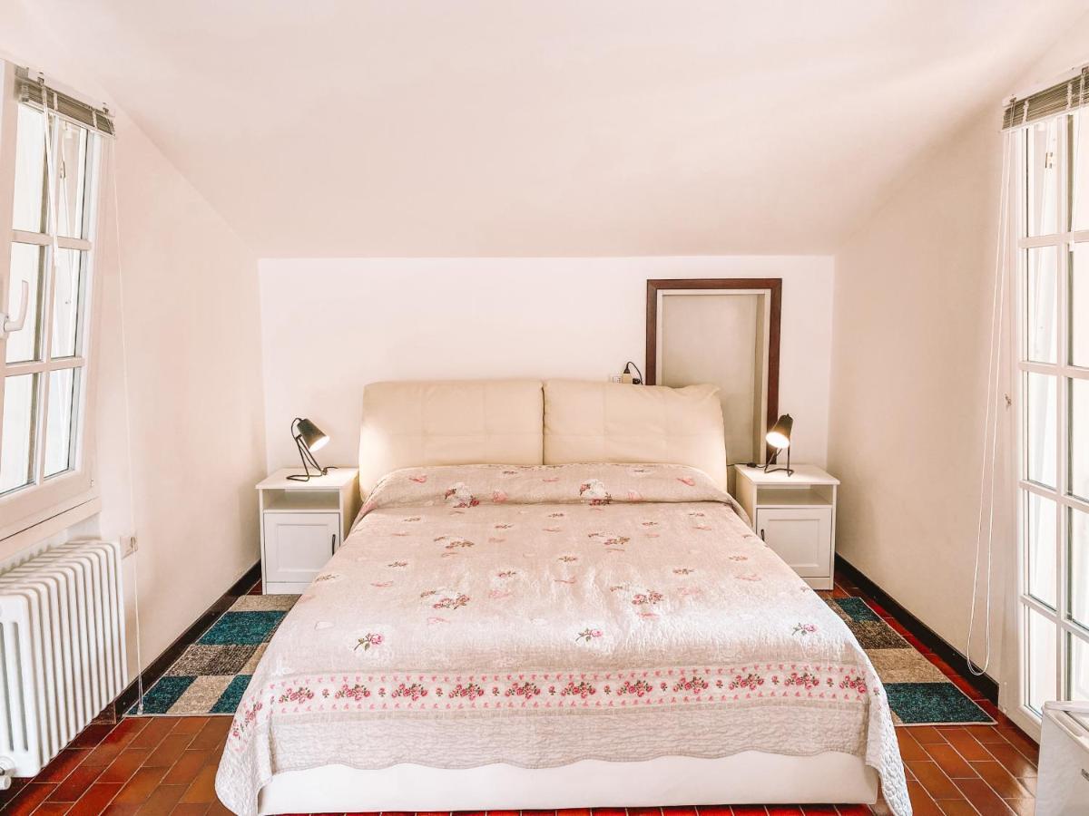 Casa Zoe Apartment เลซเซโน ภายนอก รูปภาพ